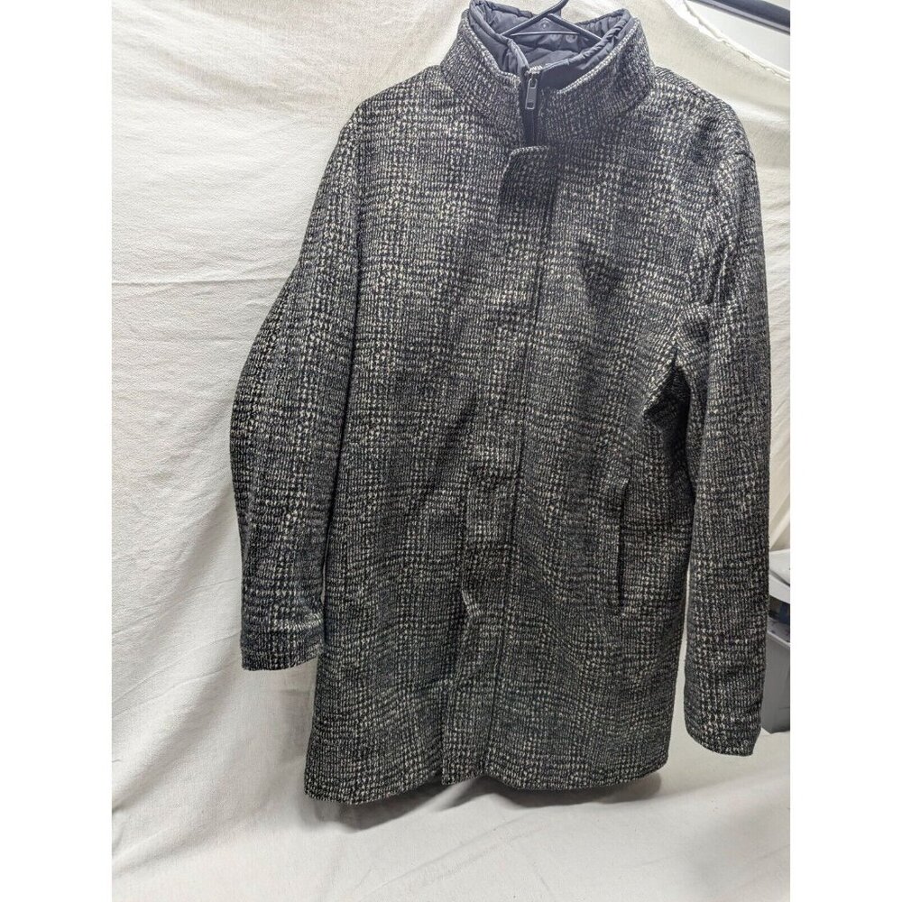 Zara Black & White Insulated Overcoat Coat Size XL Zip up with Snaps